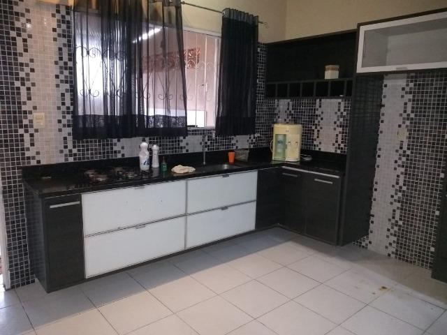 Alugo linda Casa com 03 Quartos sendo 1 Suíte em Manoa - Foto 17