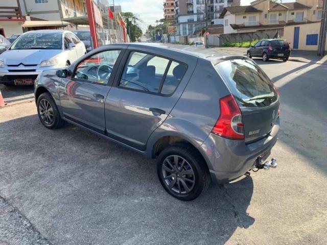 SANDERO Expression Hi-Flex 1.6 8V - Foto 4