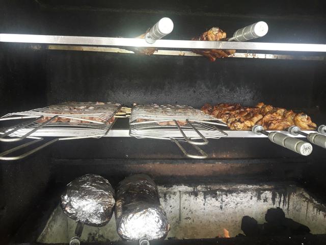 Churrasqueiro barato Disponível pra seu evento - Foto 2