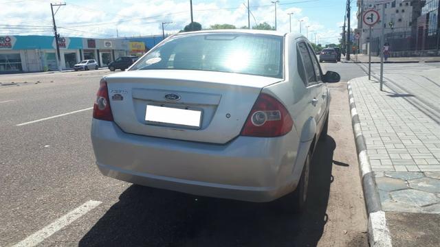 Ford Fiesta - Foto 2