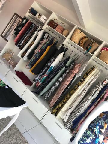 Bela loja de roupas 100 metros da Avenida principal praia dos Ingleses - Foto 4