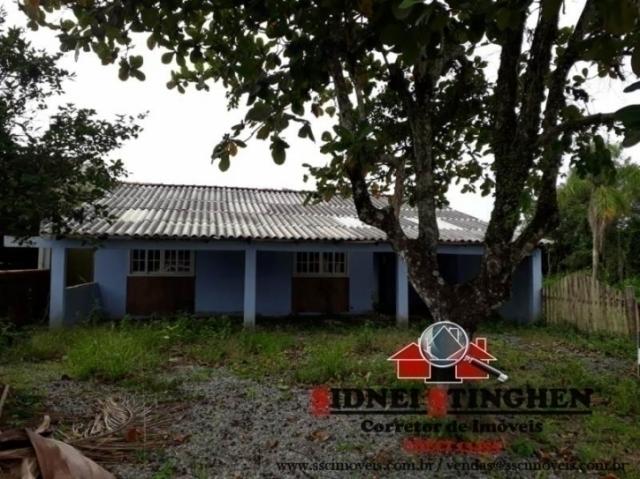 Casa em boa localização, necessitando reforma, em bal. barra do sul - sc.