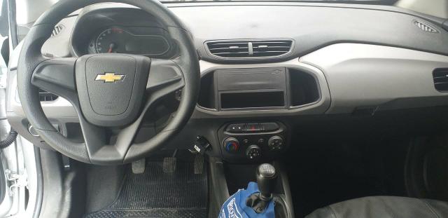 Chevrolet onix 29900 entrada de 12 mil parcelas de 498 - Foto 5