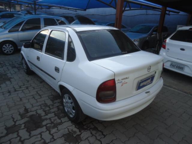 Chevrolet classic 2005 1.0 mpfi life 8v Álcool 4p manual - Foto 11