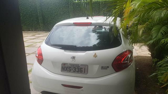 Vendo 1 carro Peugeot