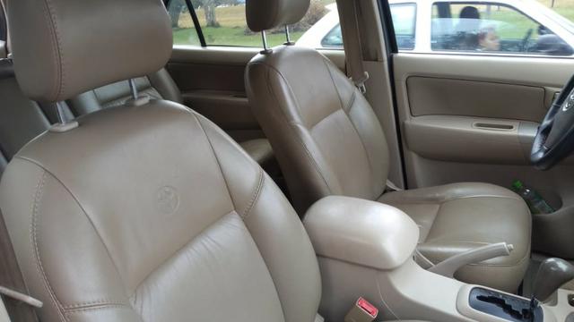 Hilux SW4 SRV D4-D 4X4 Diesel Aut. 2006!!! - Foto 6