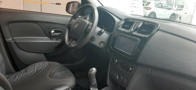 Renault Sandero - Foto 2