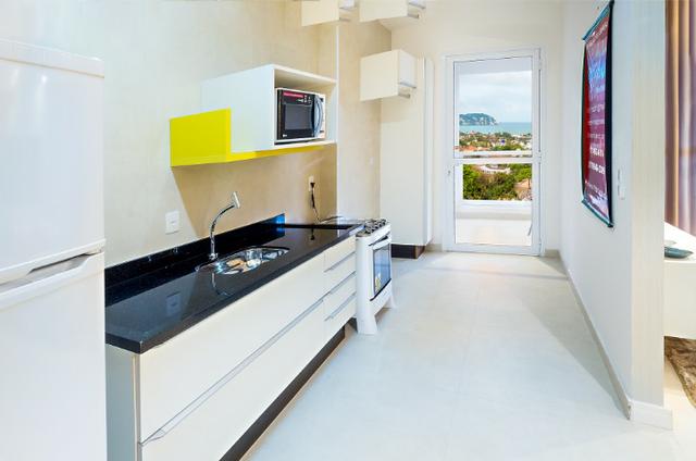 Apartamento Flat no Guarujá, 55m2 , Varanda Grill, Mobiliado a Preço de Custo! - Foto 5