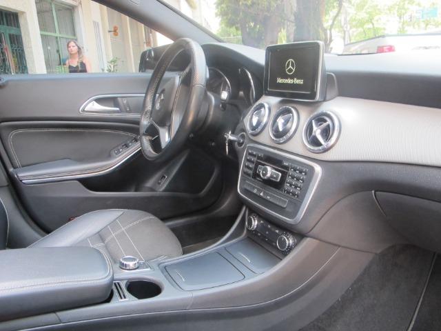 Mercedes CLA 200 First Edition com Teto Solar Elétrico Led's Bi-Xenon GPS Muito Novo 2014 - Foto 7