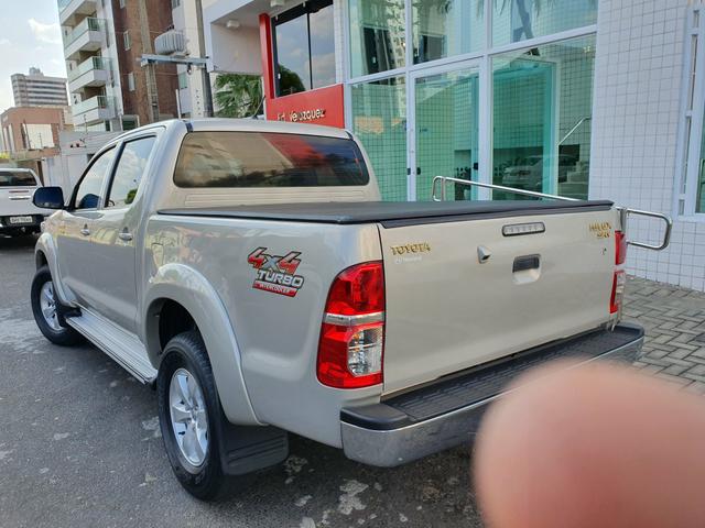 Vendo hilux cd 4x4 srv td 3.0, bege, 2012/2012, 98.500 km, impecável. R$102.000,00 - Foto 2