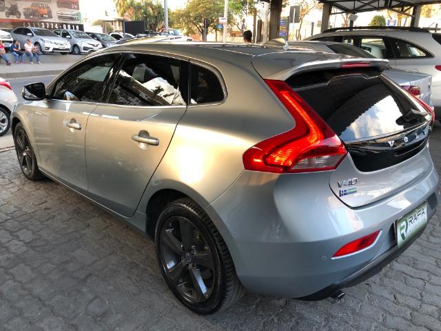 Volvo V40 T-4 2.0 Turbo Momentum 2016 - Foto 8