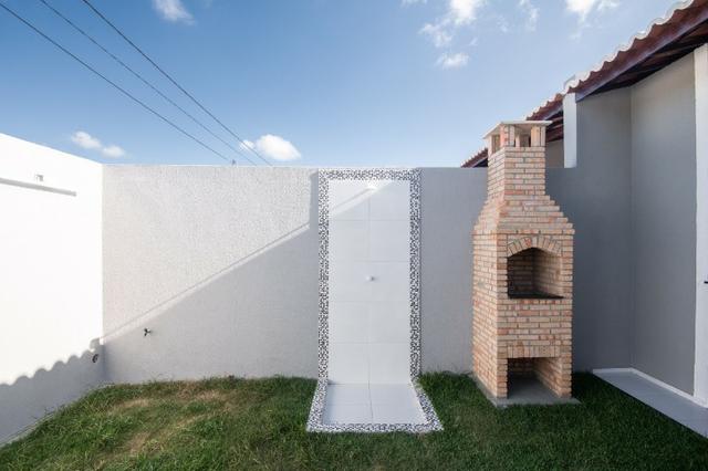 Casa com documentação gratis:2 quartos, 2 banheiros , suite master com espaço pra closet - Foto 4