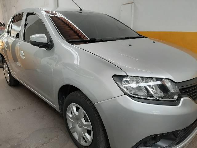 RENAULT LOGAN 1.0 FLEX PRATA 2018. WN VEÍCULOS.