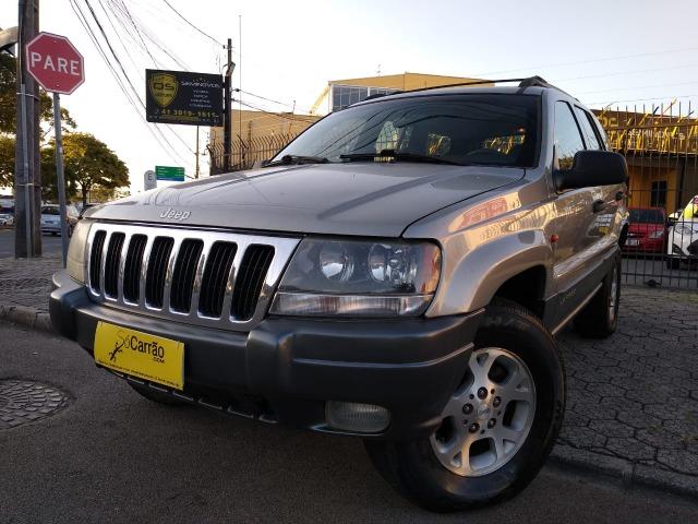 Grand Cherokke Laredo 4X4 4.0 4P