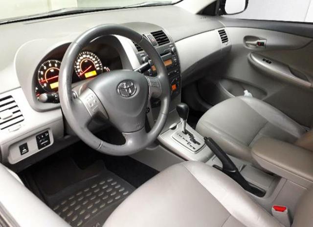 Vendo toyota corolla xei flex 1.8 automático 2010/2010 - Foto 10