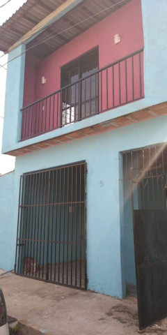 Casa vendo com urgência boa localização praça principal do CDP - Foto 3