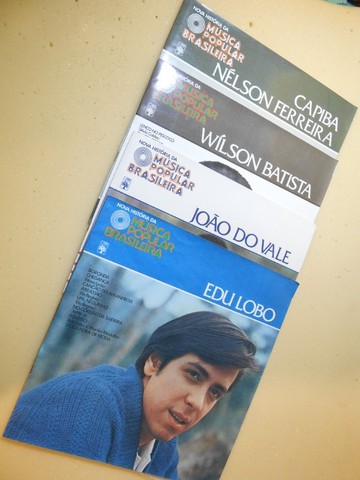 Box- Nova História da MPB- 15 Lps de vinil c/ Fascículos - Foto 5