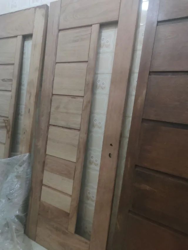 Porta BBB Visor Lateral com Vidro em Madeira Maciça Tauari Mapaf - ZERO - Foto 2