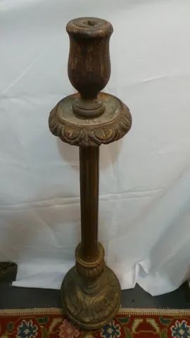 Tocheiro de chão antigo em madeira nobre todo entalhado dos anos 60 linda peça!! - Foto 6