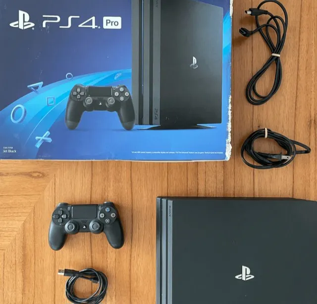 Console ps4 pro 2 controles  +483 anúncios na OLX Brasil