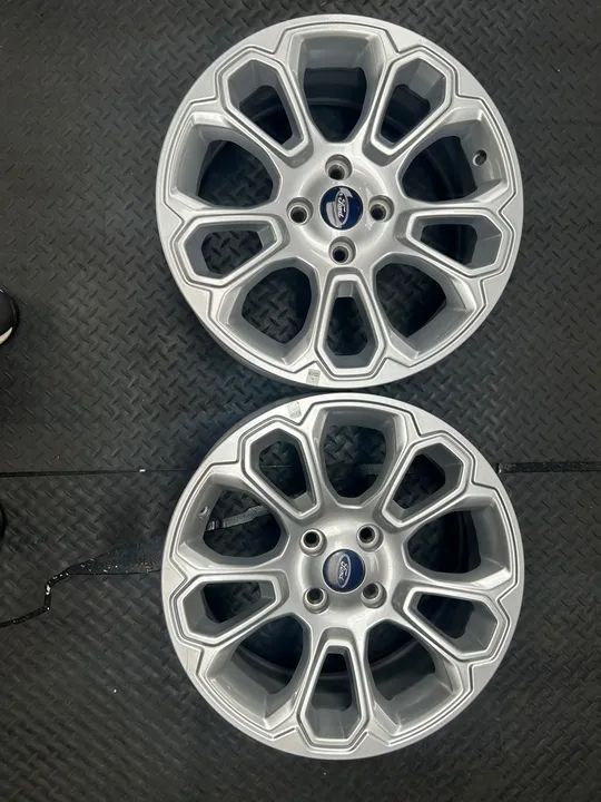 Jogo de rodas aro 17x7 Ecosport originais  - Foto 2
