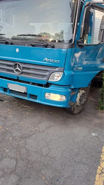 Mb. Atego. 17 18. Toco n o chassi.    - Foto 2