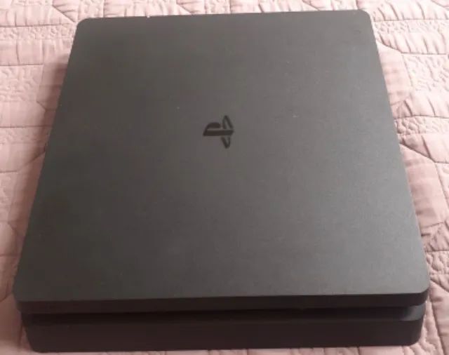 Ps4 Slim com 2 controles e carregador 