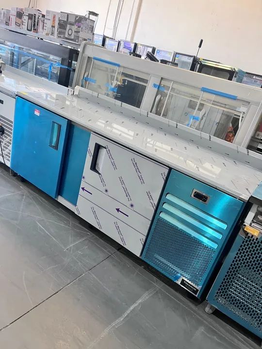 Balcao de serviço refrigerado 2 metros - novo