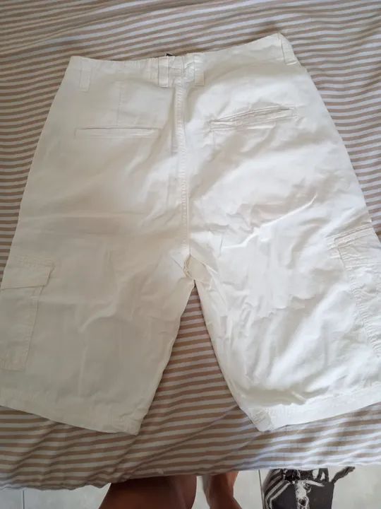 Bermuda masculina off white 