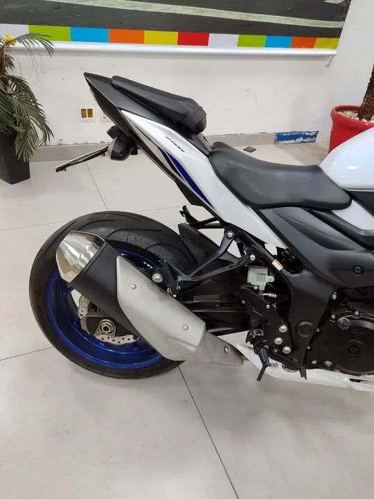 Suzuki Gsx-S Gsx-S 750 - Foto 4