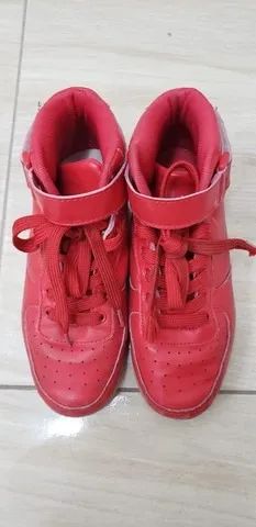 Lote de 4 Tênis, 1 Bota Galocha e 1 Chinelo p/Menino 