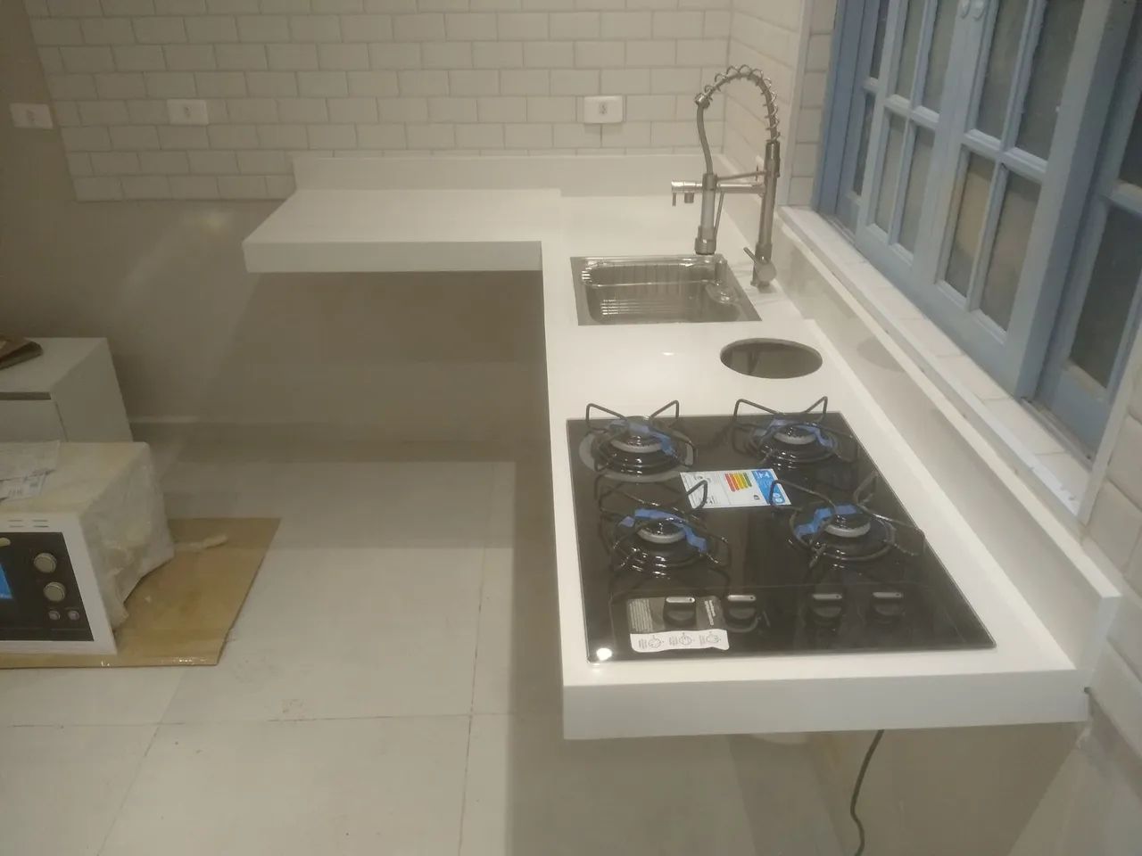 Pia em porcelanato  - Foto 6