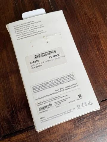 Capa de Silicone com MagSafe para iPhone 12 mini Ameixa Original Apple - Foto 2
