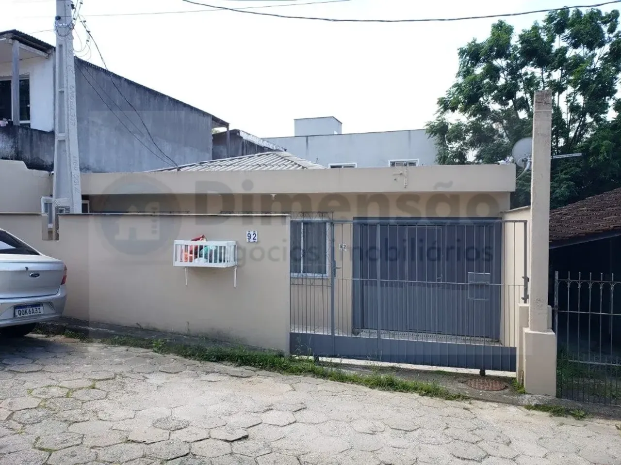 Casa transformada em 5 kitnets na Trindade em Florianópolis