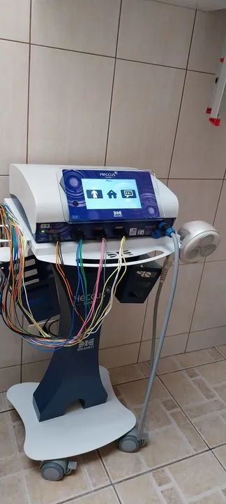 Aparelho de Eletroestimulação Muscular Heccus - Foto 5