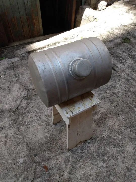 Tanque de alumínio antigo  - Foto 2
