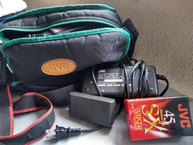 Filmadora JVC compact VHS Intelligent completa.Não aceito oferta e não faço troca. - Foto 6
