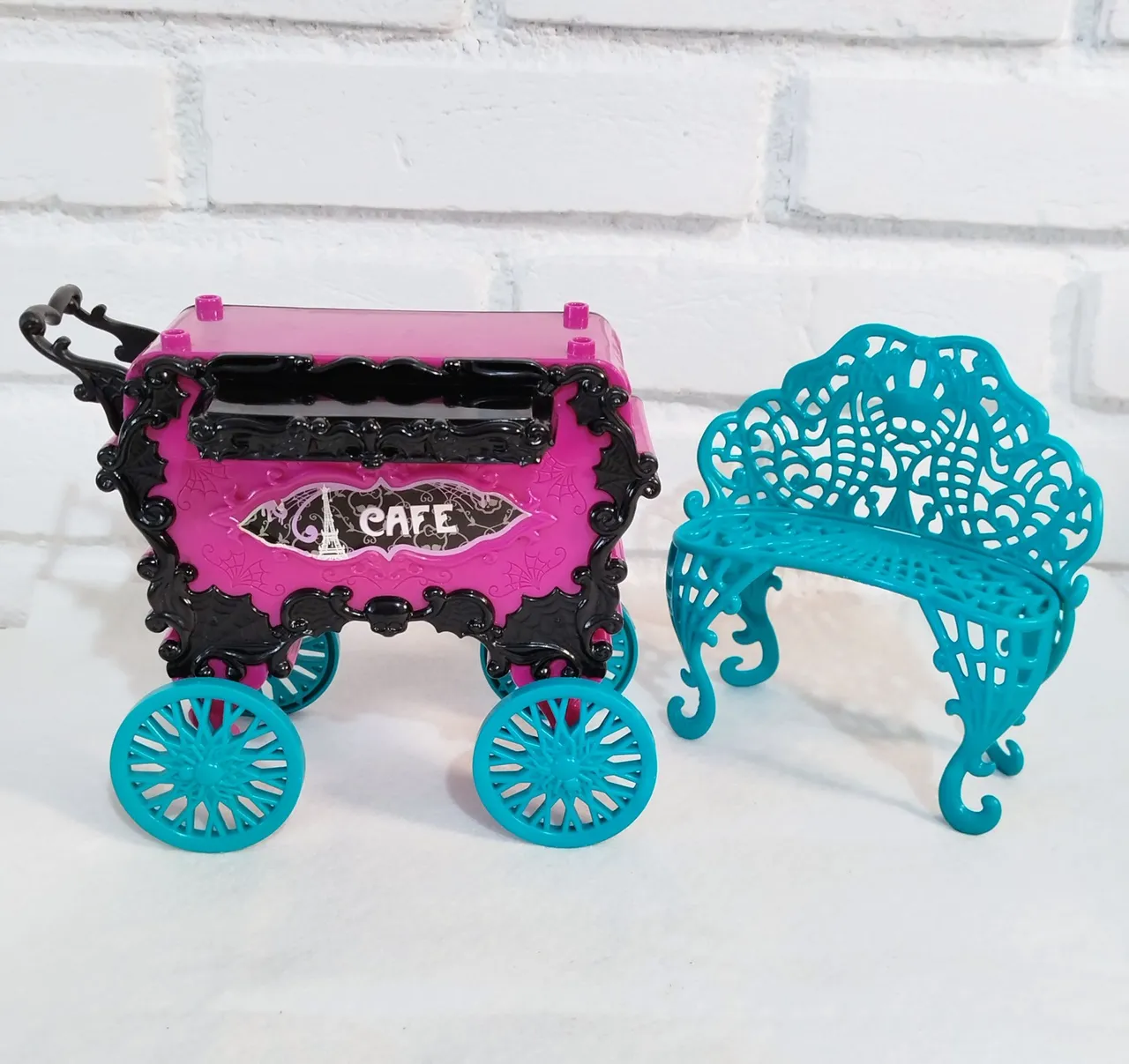 Carrinho de Café e Banco original Monster High