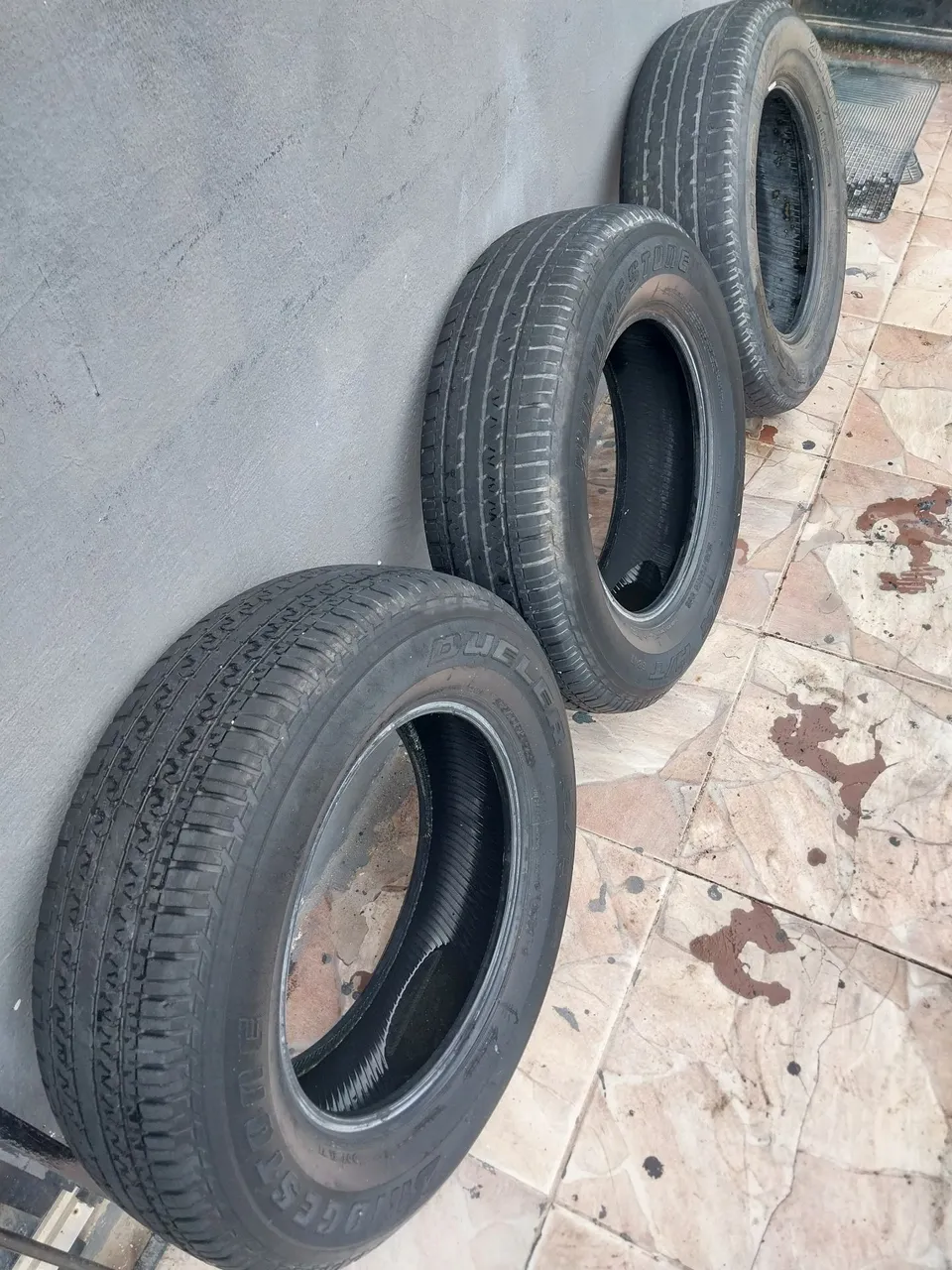 Pneus Bridgestone Dueler