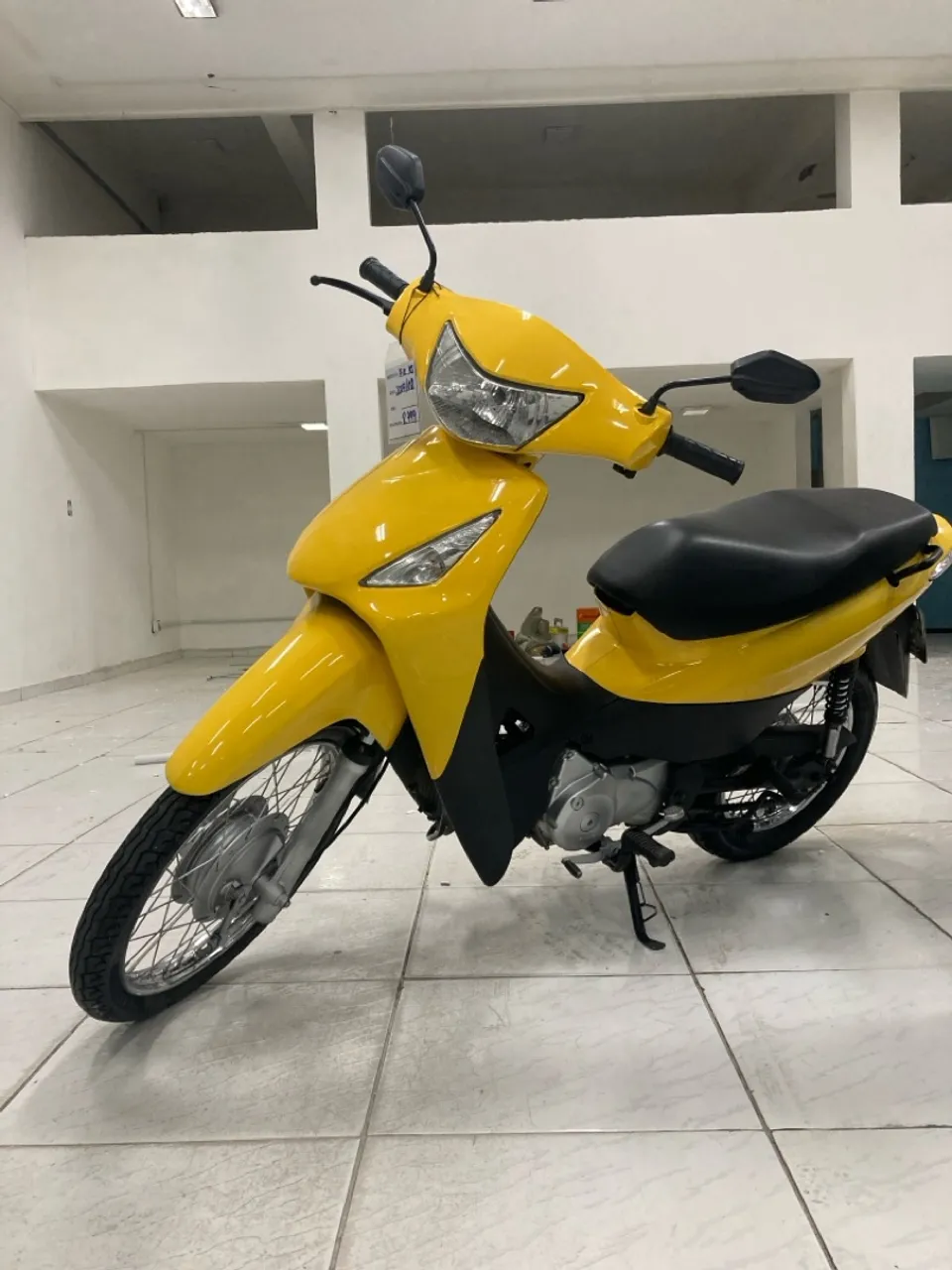 Biz 125cc KS 2008, amarela, ótimo estado de conservação!