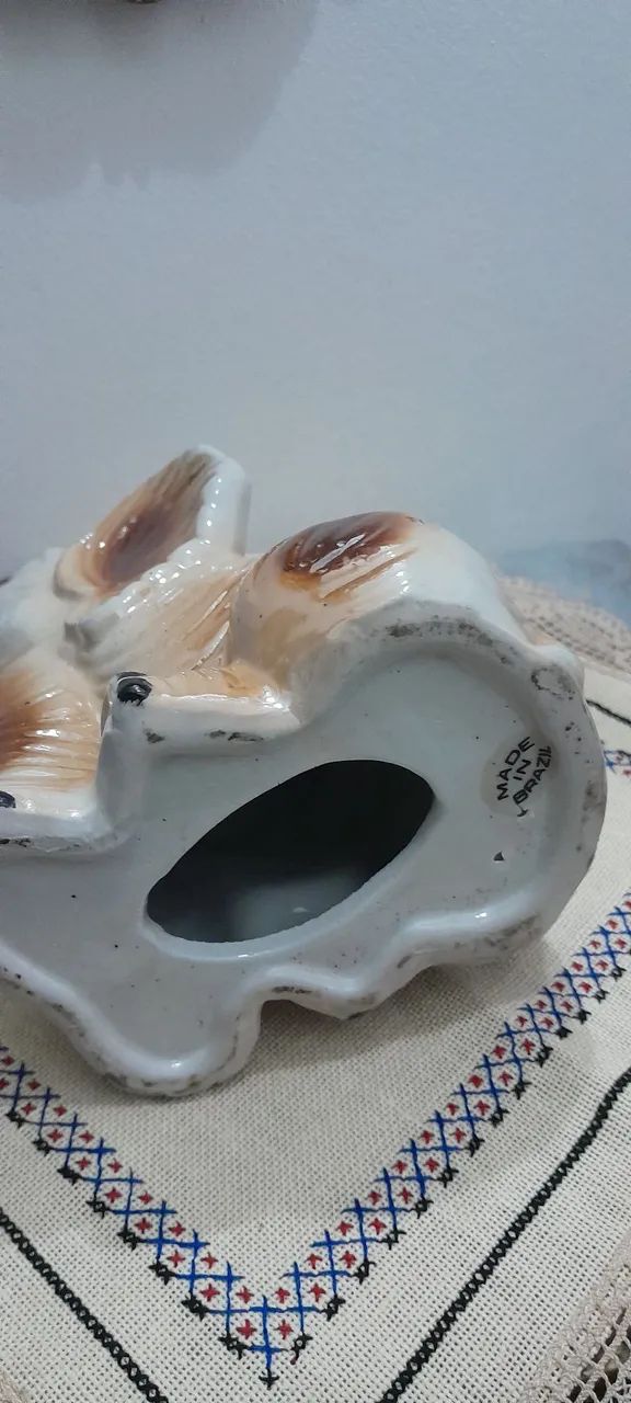 BIBELÔ ANTIGO EM PORCELANA  - Foto 4