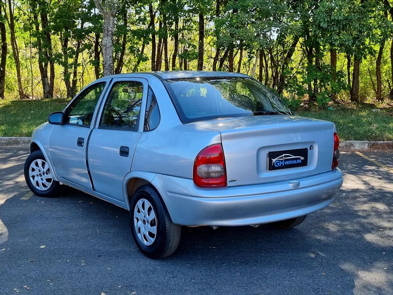 Corsa Classic 1 0 completo - Foto 5