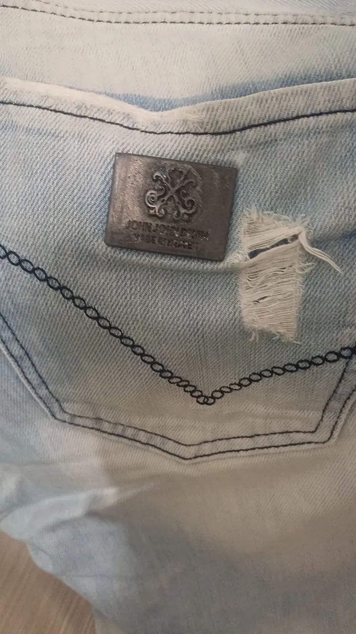 Short Jeans JonJon Masculino Desfiado - Foto 4