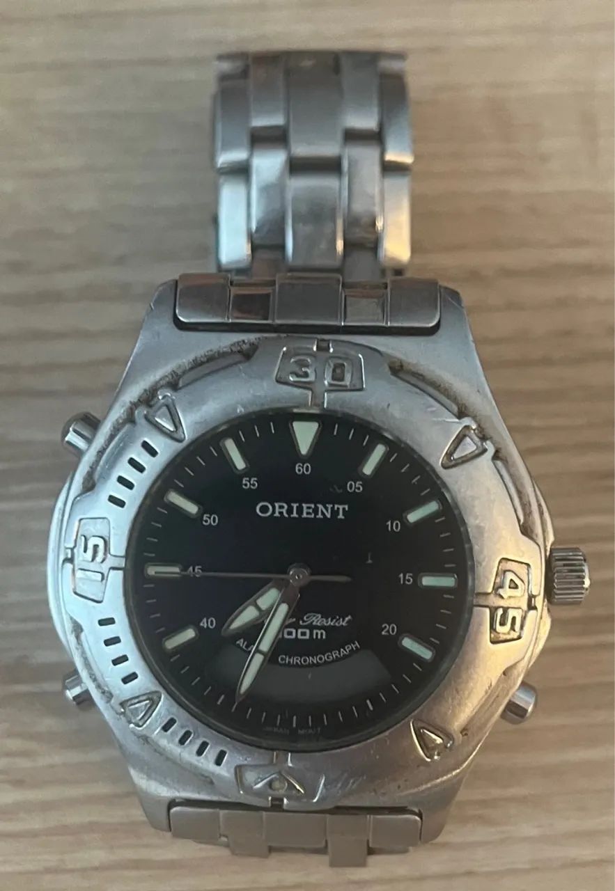Orient Chronograph Watch 100m – Adventure and Style on Your Wrist