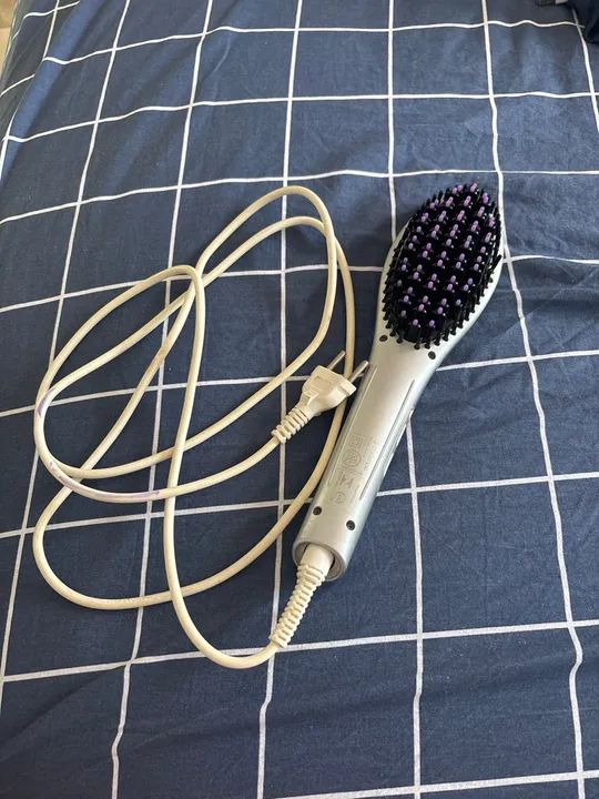 Escova alisadora Cadence Magic Liss