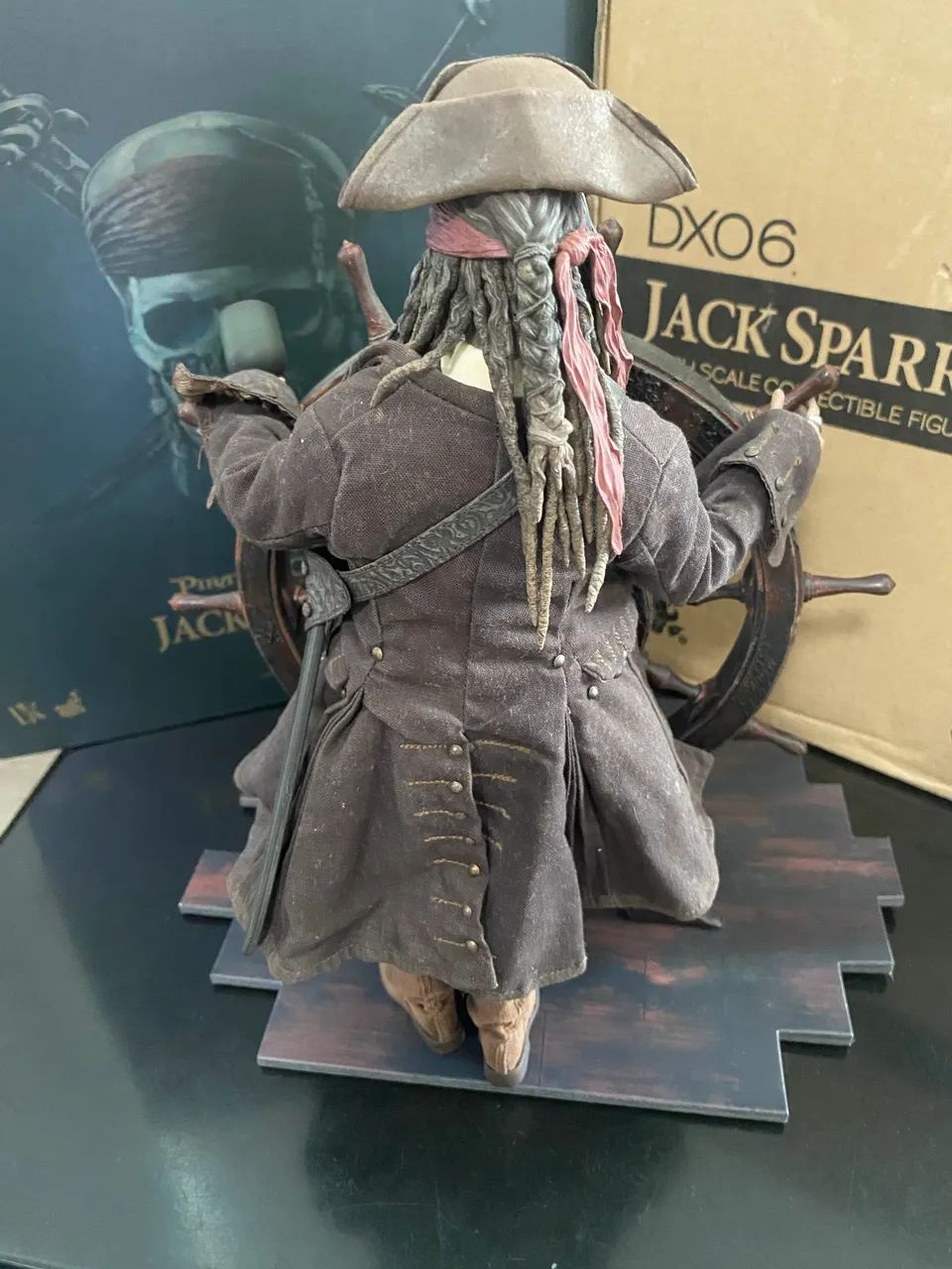 Jack Sparrow DX06 1/6 hot toys - Hobbies e coleções - Maternidade