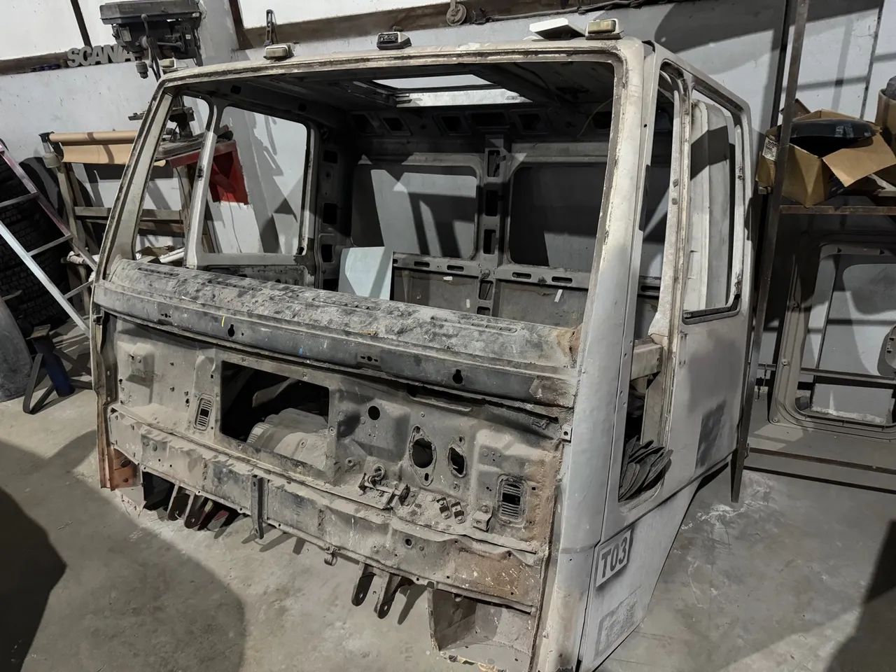 Cabine de Caminhão FORD CARGO  - Foto 4
