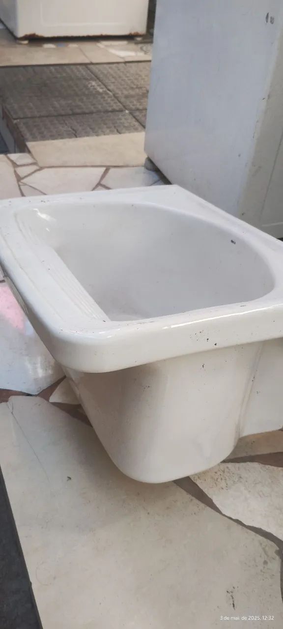 Tanque de cerâmica Celite nunca usado 