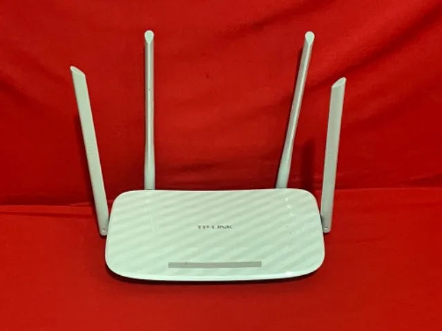 Roteador TP-Link Archer com Defeito