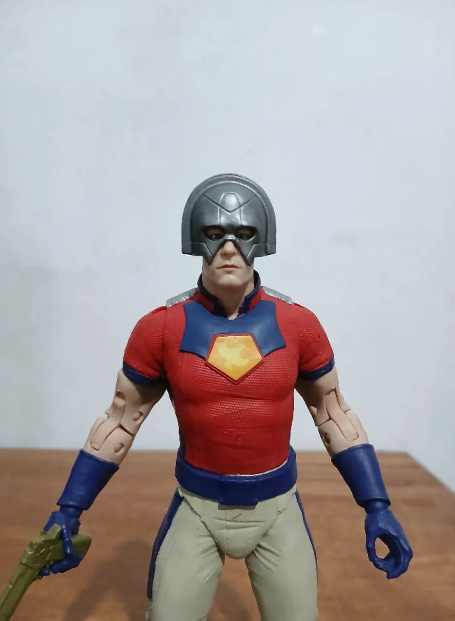 Peacemaker Pacificador McFarlane DC Multiverse - Foto 3